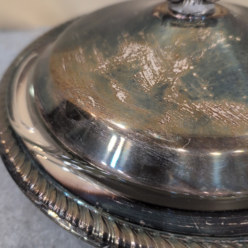 Vintage Silver Plated FB Rogers Bowl w/ Pyrex Casserole Dish w/ Lid - Picture 3 of 13